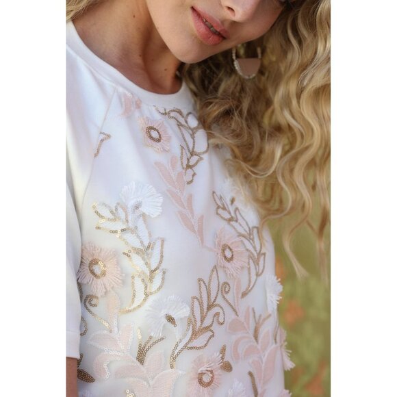 Eva Franco Embroidered Light Pink Kylee Short Sleeve Sweatshirt - Picture 3 of 4